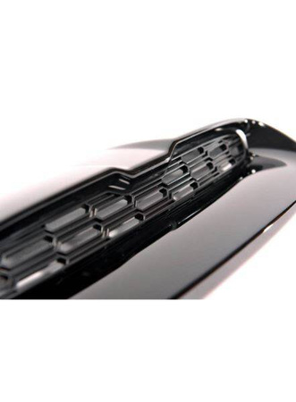 ВХОДЕН ОТВОР НА КАПАКА MINI R56 R57 КАПАК ЧЕРЕН ГЛАНЦ