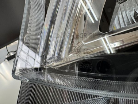 ФАРОВЕ С ПЪЛНО ОСВЕТЛЕНИЕ MERCEDES SPRINTER W907 18-