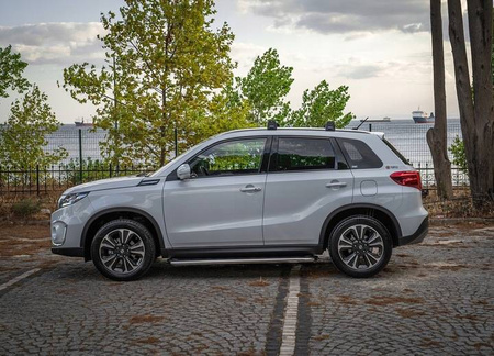 Релси за багажник на покрива Suzuki Vitara 2015+