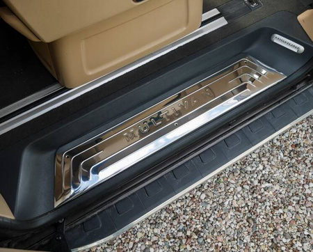 Вътрешни кори за стъпала и прагове VW T5 03-15 MULTIVAN