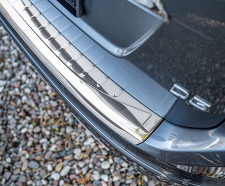 Лайсна за багажник задна броня Volvo XC60 FL 13-17