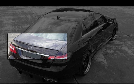 СПОЙЛЕР НА КАПАКА НА БАГАЖНИКА MERCEDES W212